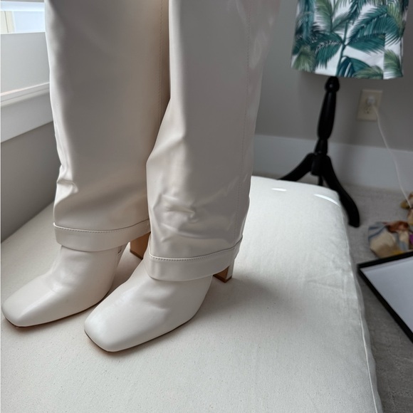 Lulu's Cream Heeled Boots - Picture 4 of 6